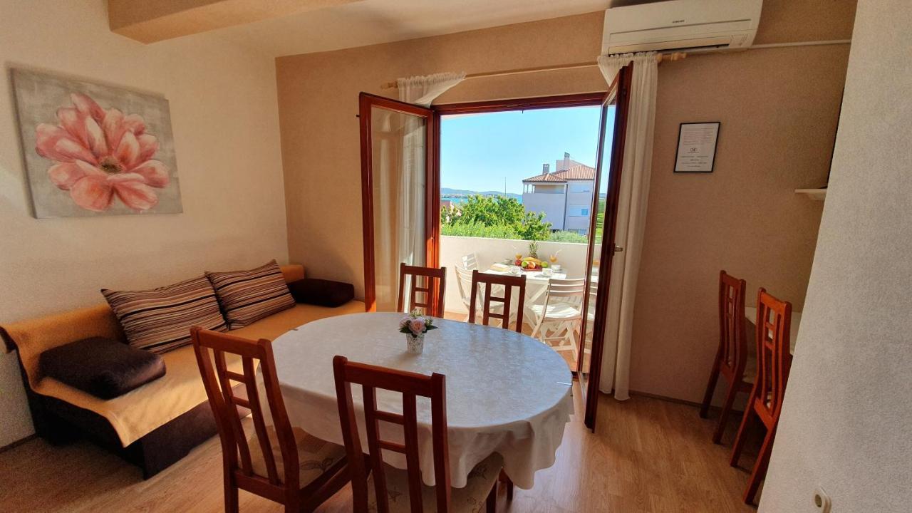 Apartments Sime Sukošan エクステリア 写真