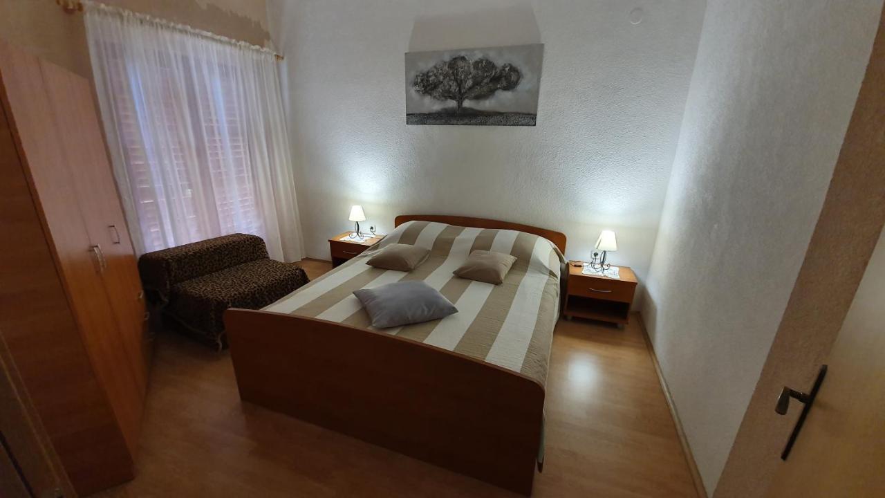 Apartments Sime Sukošan エクステリア 写真